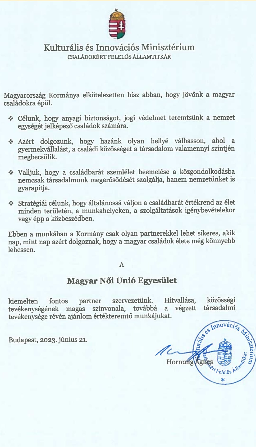 Elismerést kapott a Magyar Női Unió a  Kulturális és Innovációs Minisztériumtól